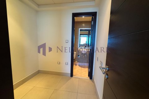 Apartment de 3 dormitorios en Doha, Qatar No. 58285 14