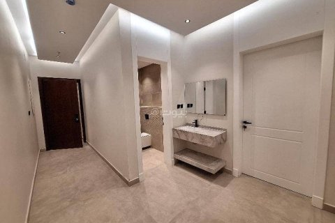 5 bedrooms Apartment in Riyadh, Saudi Arabia No. 60038 5