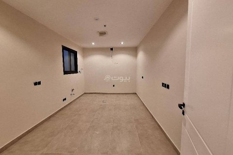 5 bedrooms Apartment in Riyadh, Saudi Arabia No. 60038 3