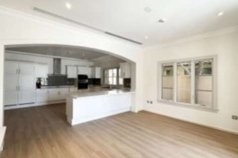 Villa de 5 dormitorios en Hillside at Jumeirah Golf Estates, UAE No. 6655