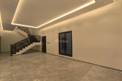 Villa de 5 chambres à Riyadh, Saudi Arabia No. 99667 8