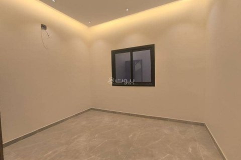 Villa de 5 chambres à Riyadh, Saudi Arabia No. 99667 12