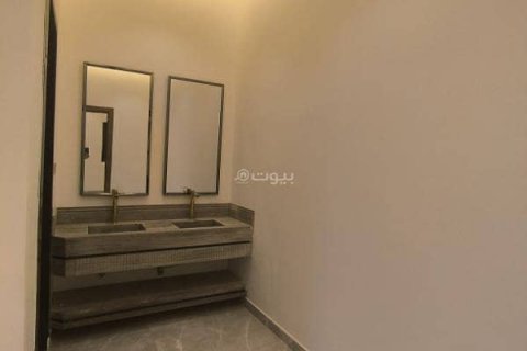 Villa de 5 chambres à Riyadh, Saudi Arabia No. 99667 11