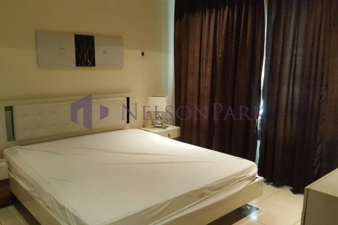 1 bedroom Apartment in Doha, Qatar No. 56935 8