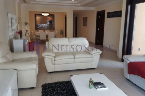 1 bedroom Apartment in Doha, Qatar No. 56935 6