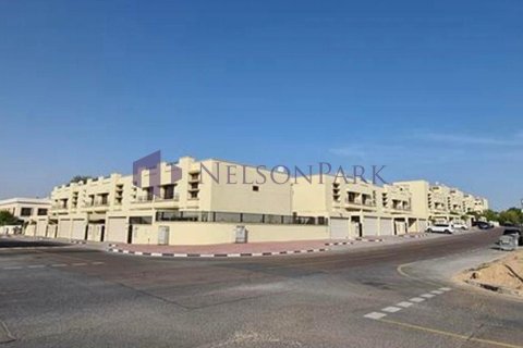 Villa de 7 chambres à Doha, Qatar No. 56931 12