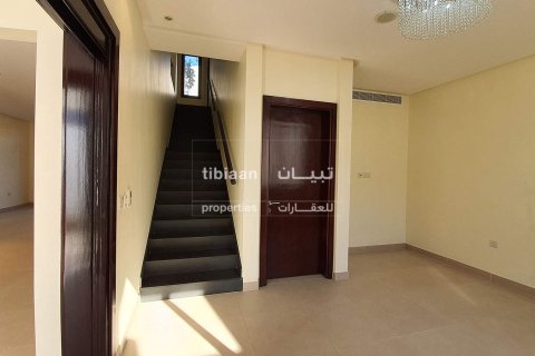 4 bedrooms Villa in Muscat, Oman No. 53476 7