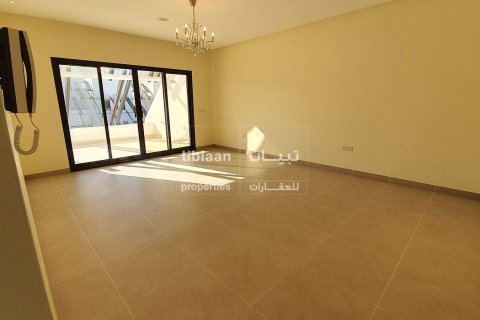 4 bedrooms Villa in Muscat, Oman No. 53476 22