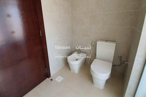 4 bedrooms Villa in Muscat, Oman No. 53476 19