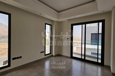5 bedrooms Villa in Bawshar, Oman No. 53605 7