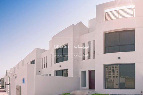 3 bedrooms Townhouse in Muscat, Oman No. 53477