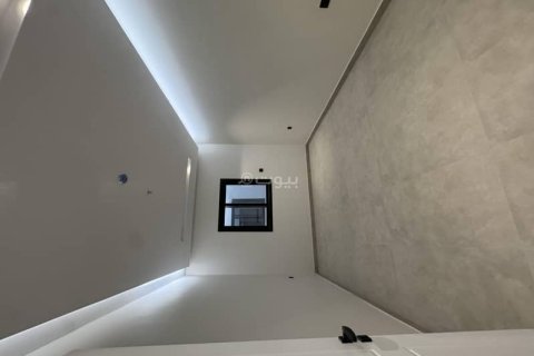 4 bedrooms Apartment in Riyadh, Saudi Arabia No. 69198 17