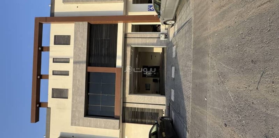 4 bedrooms Apartment in Riyadh, Saudi Arabia No. 69198