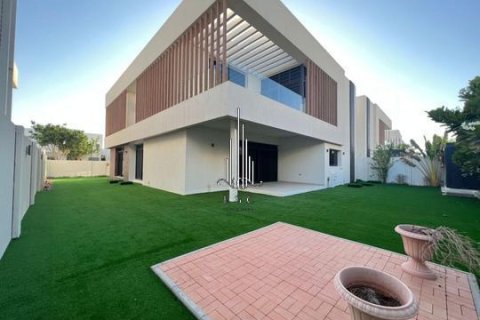 5 bedrooms Villa on the Yas Island, UAE No. 39127 7