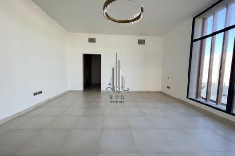 5 bedrooms Villa on the Yas Island, UAE No. 39127 4
