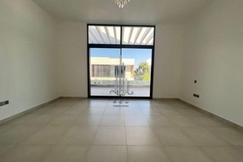 5 bedrooms Villa on the Yas Island, UAE No. 39127 14