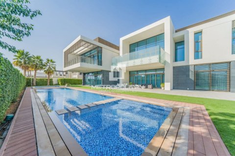 8 bedrooms Villa in District One, UAE No. 78823