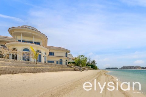 5 bedrooms Villa in Signature Villas, UAE No. 64670
