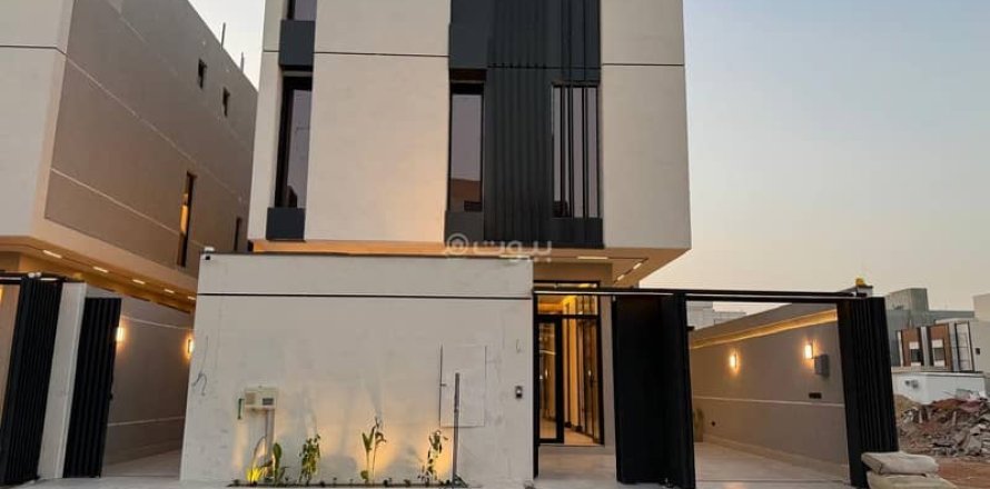 Villa de 4 dormitorios en Riyadh, Saudi Arabia No. 59919