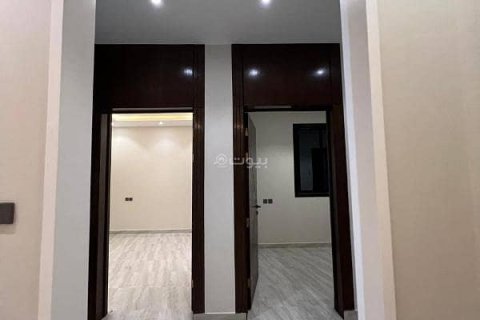 Villa de 5 dormitorios en Riyadh, Saudi Arabia No. 59916 18