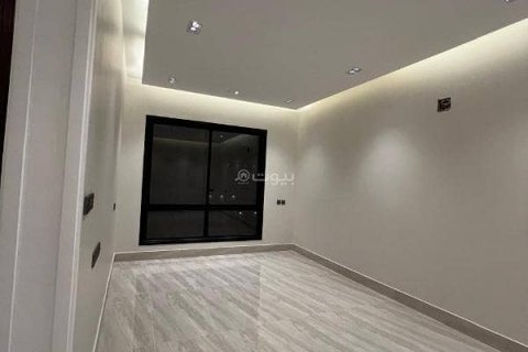 6 bedrooms Villa in Riyadh, Saudi Arabia No. 59918 11