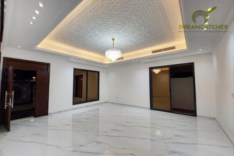Villa de 5 dormitorios en Al Helio, UAE No. 28002 6