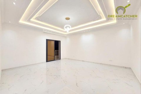 Villa de 5 dormitorios en Al Helio, UAE No. 28002 10