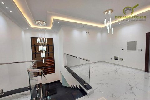 Villa de 5 dormitorios en Al Helio, UAE No. 28002 5