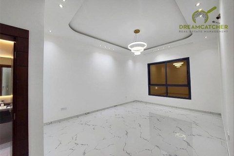 Villa de 5 dormitorios en Al Helio, UAE No. 28002 9
