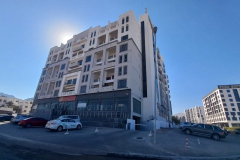 Квартира с 3 спальнями в Маскат, Оман №54575
