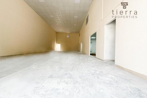325.2m² Warehouse in Al Quoz, UAE No. 38871