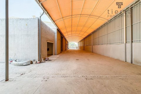 Warehouse de 1858m² en Al Quoz, UAE No. 38889 18