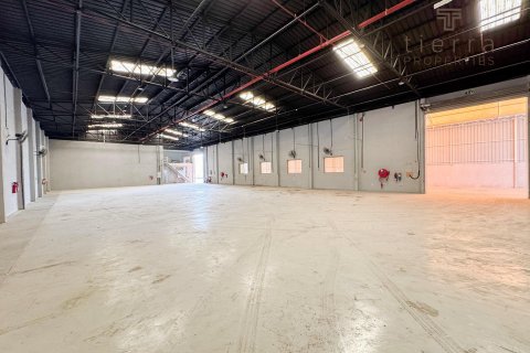 Warehouse de 1858m² en Al Quoz, UAE No. 38889 5