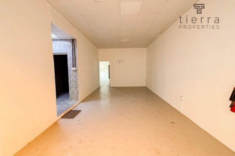Warehouse de 1858m² en Al Quoz, UAE No. 38889 11
