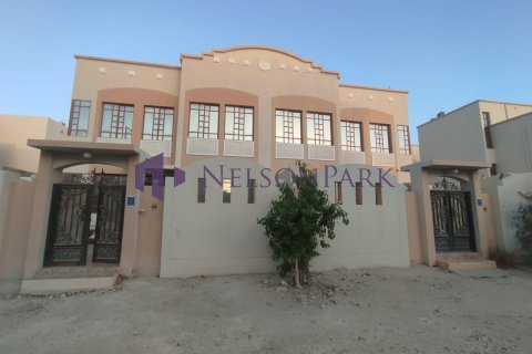 Villa de 5 dormitorios en Doha, Qatar No. 57422 7