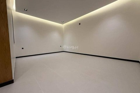 3 bedrooms Apartment in Riyadh, Saudi Arabia No. 61587 8