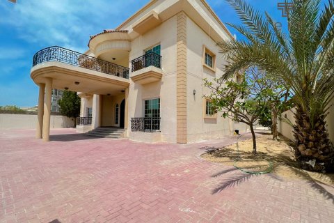 Вилла с 5 спальнями в Al Barsha 2, ОАЭ №6049 28