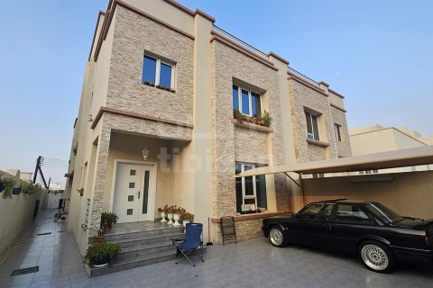6 bedrooms Twin Villa in Bawshar, Oman No. 53293