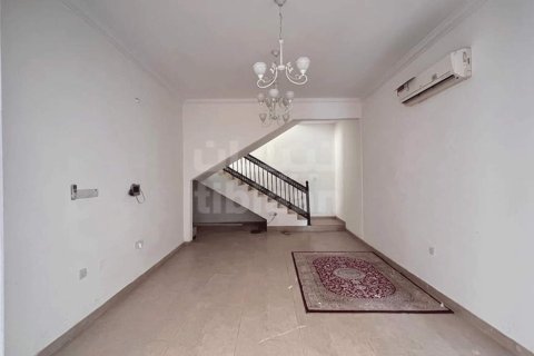Villa Gemela de 8 dormitorios en Muscat, Oman No. 53294 5