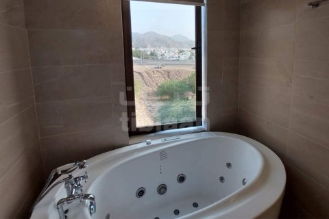 Villa de 3 chambres à Muscat, Oman No. 53309 3