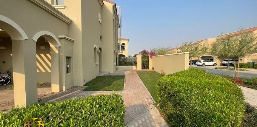 Townhouse de 3 dormitorios en Serena, UAE No. 28307