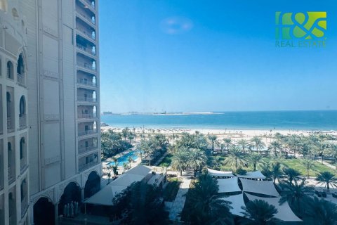 Апартаменты в отеле с 2 спальнями в Al Hamra Village, ОАЭ №24584 6
