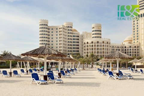 2 bedrooms Hotel Apartment in Al Hamra Village, UAE No. 24584
