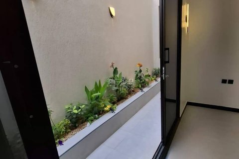 Apartment de 4 dormitorios en Riyadh, Saudi Arabia No. 61603 9
