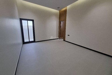 4 bedrooms Apartment in Riyadh, Saudi Arabia No. 61604 12