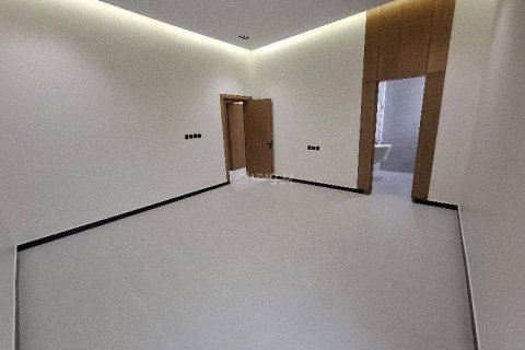 4 bedrooms Apartment in Riyadh, Saudi Arabia No. 61604 9