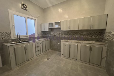 Вилла с 7 спальнями в Доха, Катар №57757 6