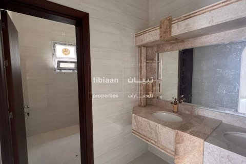 6 bedrooms Villa in As Sib, Oman No. 53364 6
