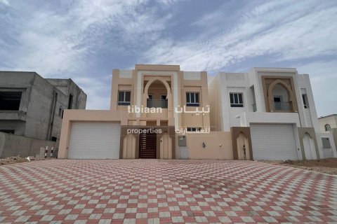 6 bedrooms Villa in As Sib, Oman No. 53364