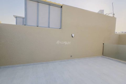 Villa de 3 dormitorios en Riyadh, Saudi Arabia No. 99470 9